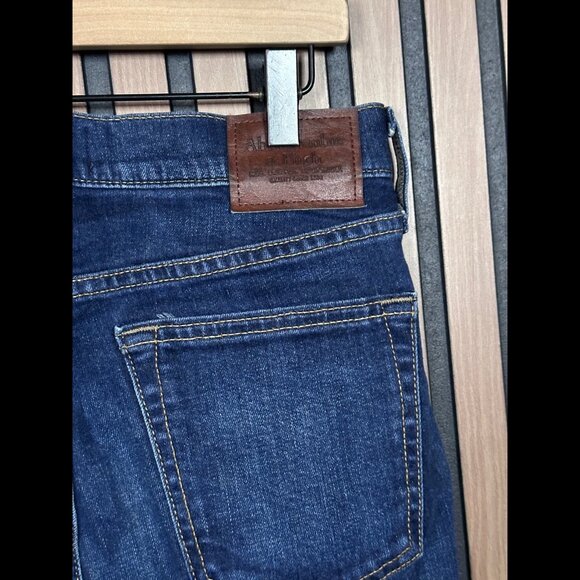Abercrombie & Fitch Jeans 30 x 32 Mens Blue Dark Wash Straight Stretch Denim - Picture 7 of 9